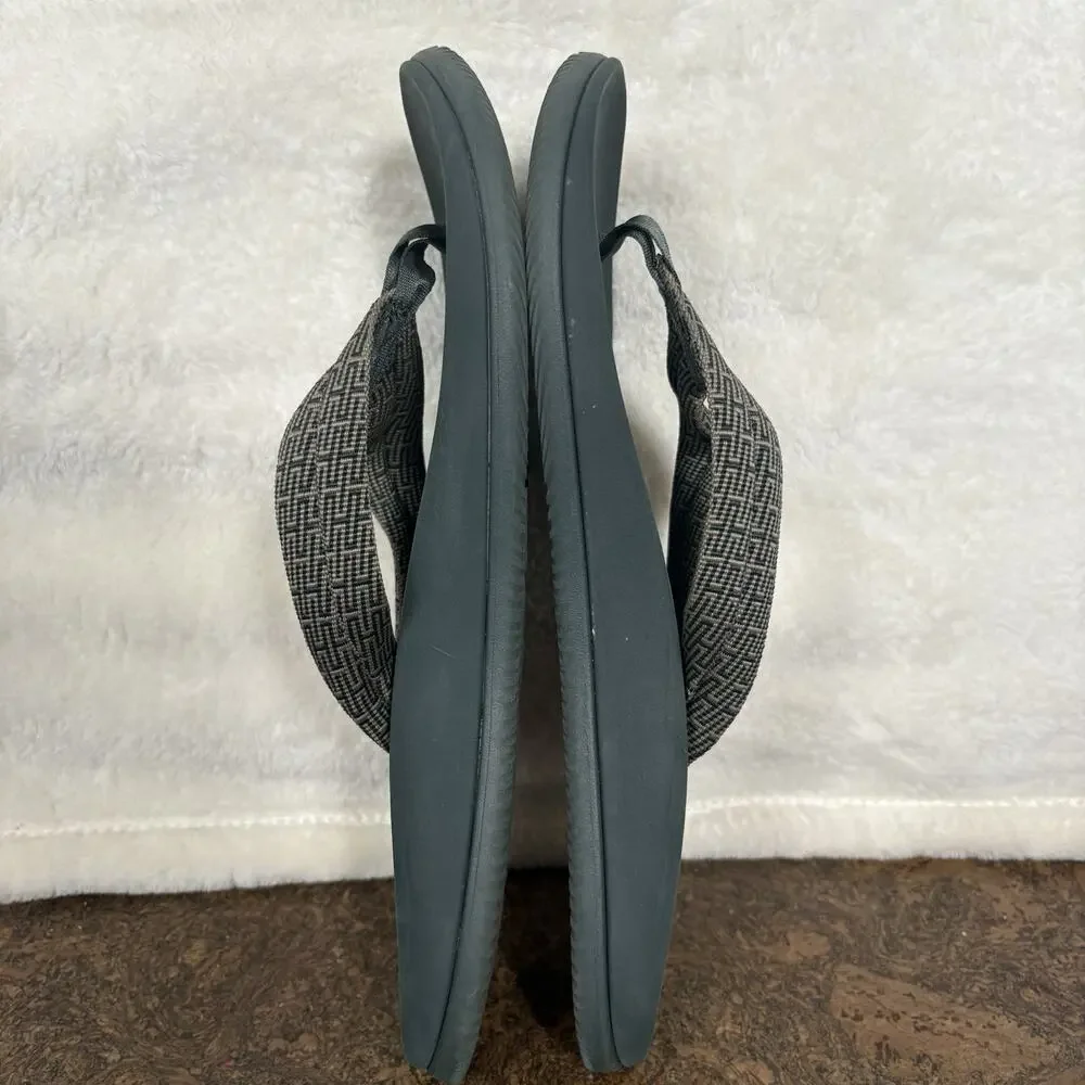 Chaco Mens Size 12 Thong Sandals Green Taupe Cushioned Footbed Outdoor Comfort
